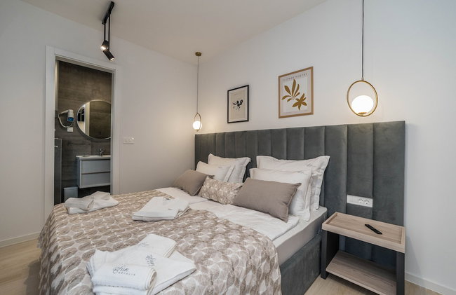 Luxury apartment Sun with private Pool and Jacuzzi - Photo 13