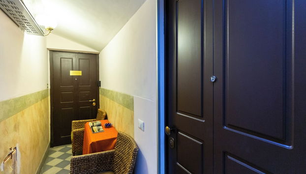 notaMi - MANSARDE BELVEDERE DUOMO - Foto 4, Entrada interior