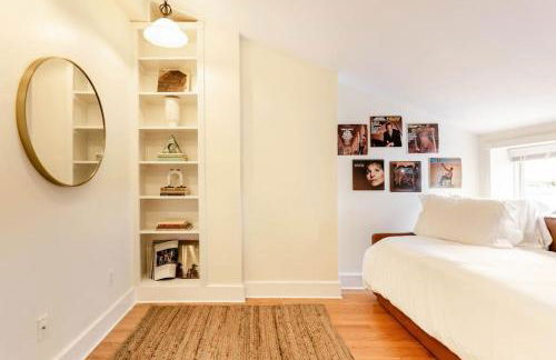 The Brick House Wooster Sq at Yale with Skyline Deck and WD - Foto 4