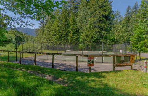 Brightwood Riverfront Getaway - Photo 21