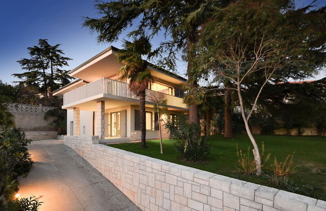 Forgotten Garden Villa - Foto 1