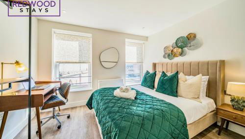 Brand New Town Center, Free Fast WiFi, Balcony By Redwood Stays - Foto 3