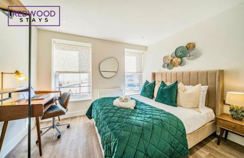 Brand New Town Center, Free Fast WiFi, Balcony By Redwood Stays - Foto 3