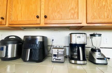 New - Spacious, Comfortable 5 Beds 3 Baths House - Foto 12