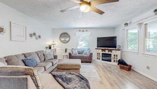 The Haggai House - Photo 1