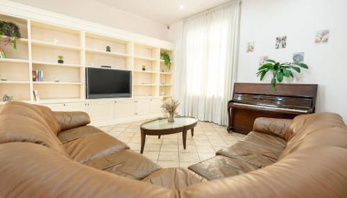 Villa Alessandra- Comfort e spazio a Napoli - Foto 4