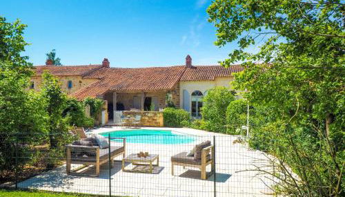 Holiday Home in Saint-laurent-de-la-salle With Pool - Foto 2