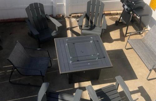 ENTIRE Big Home Close To Events - 2 Family Rooms - Kid Friendly - Private Patio & Firepit - Foto 38