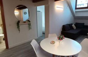 El Ático Nuevo en el centro con ascensor, garaje, aire acondicionado y WiFi - Photo 4