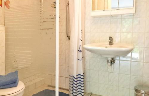 Kleine reetgedeckte Doppelhaushälfte in idyllischer Lage - Foto 10