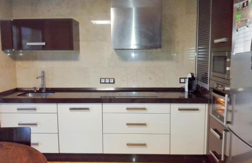 Espectacular casa con piscina - Foto 19