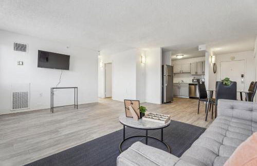 Legacy at Imperial Village 807 I 2 Bed 2 Bath - Foto 4