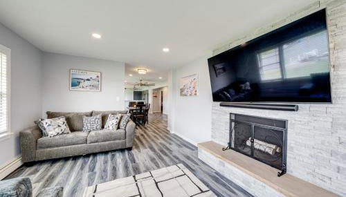 Riverfront Retreat with Dock and Kayaks in McHenry - Foto 4