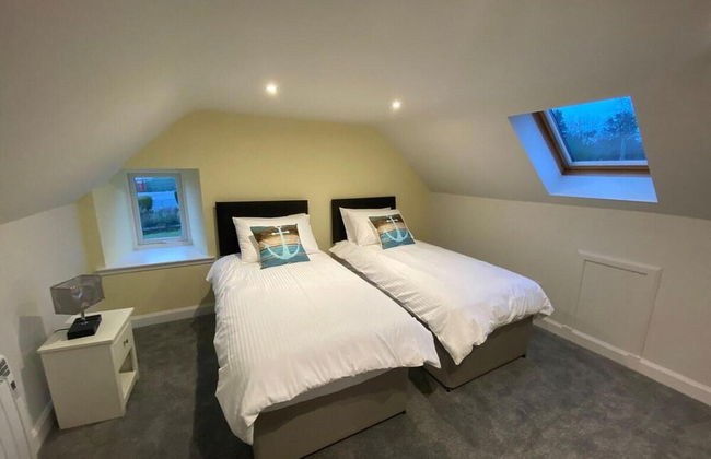 3 Bed Cottage - Sleeps 6 - Garden - Parking - Wifi - Foto 2