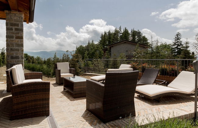 JOIVY Superb Villa For 7 W/Backyard And Bbq Area In Vaccarezza - Foto 25