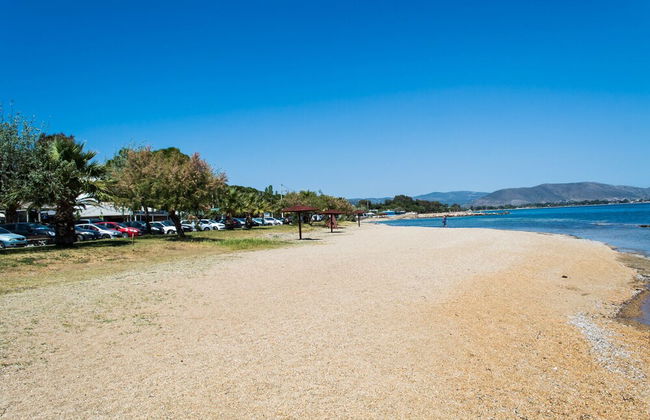 Family House near the Beach - Photo 53