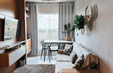 Apto em condomínio, vista lagoa - Foto 2