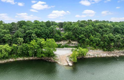 Grande Villa – Lake Cumberland View • Hot Tub • Game Room • Walk to Boat Ramp ➠ 389 - Foto 73