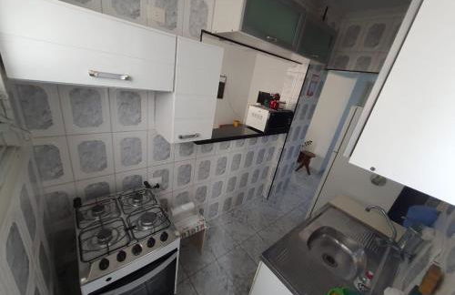 Apto frente à praia, aconchegante, vista lateral pro mar! - Foto 40