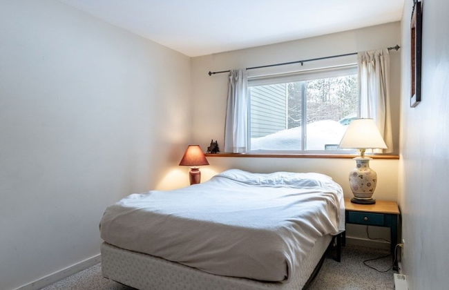 4br Private Townhouse At Smugglers' Notch Resort 4 Bedroom Condo - Photo 7