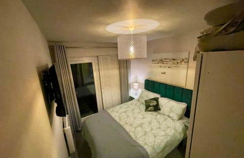 Seaside Escape - Deganwy Beach Cottage - Sea Views & Golf Course Views - Photo 38