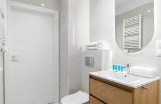 Luboń Urban Nest Studio by BookingHost - Foto 9