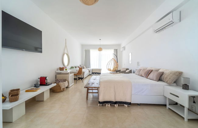 Alpha Urban Suites - Photo 25