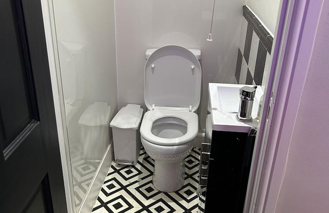 Inviting 1-bed Unit in Watford - Foto 13