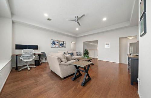 Houston Lake Retreat Pool Lake Front Spa - Foto 17