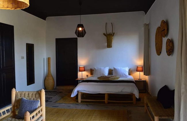 Koheilan Oriental Lodge Farm - Photo 3