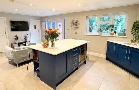 Marlow Family Retreat, Short Stroll into Town - Photo 41