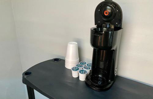 Clover 2900 - Apartment and Rooms with Private Bathroom near Washington Ave South Philly - Foto 36