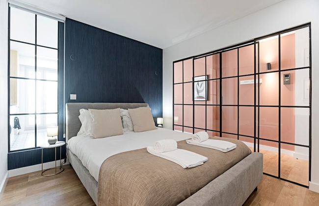 Urban House by LovelyStay - Foto 16