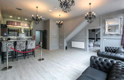 Manhattan Suite - sleeps 24! Heart of Liverpool - Foto 1