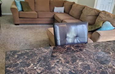 Spacious 5 bdrm 4 bth pool home, game room New Year special close to Disney, Epic Universe Spring Break Special - Foto 8