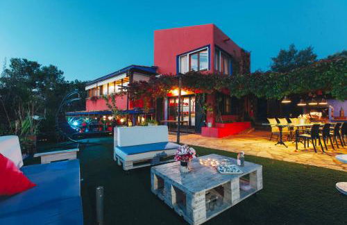 Entre Olivos: Very Charming Villa 18 SLEEPERS - Photo 3