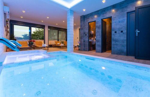 Terra Maiorum -12 person private Villa - heated pool and water massage - Foto 19