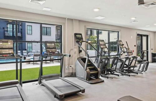 Landing Stylish 1BD Pool Gym - Foto 27