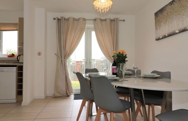 Wilkie House Holytown - Photo 5