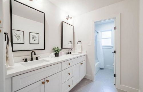 Rena Home Sleeps 8 Yard King Ensuite - Foto 7