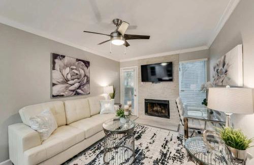 1BD Apt DFW South Irving I32 - Foto 1