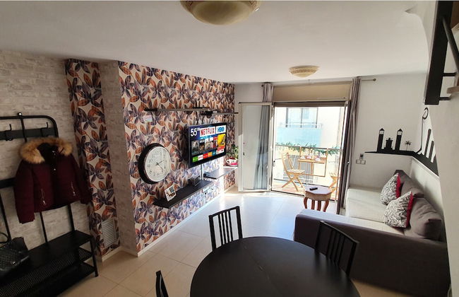 Attic Terrace BBQ, Airport-Barcelona, cerca Playas Castelldefels - Photo 17