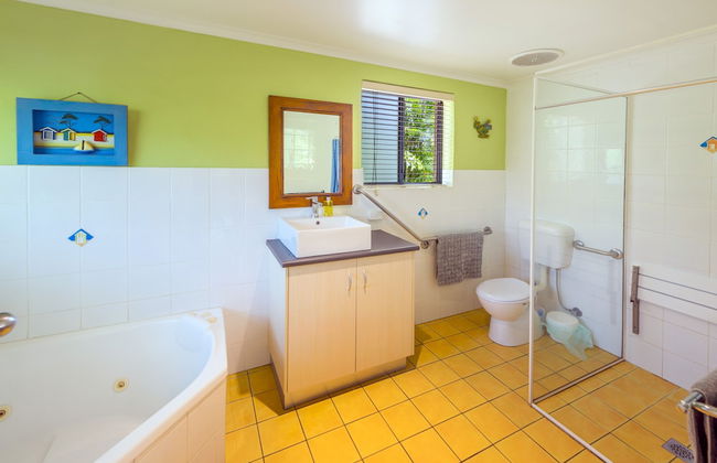 Safety Beach Ocean Bungalows - Foto 24