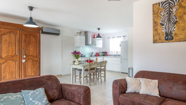 A la porte d'Avignon - Foto 3, Living Room