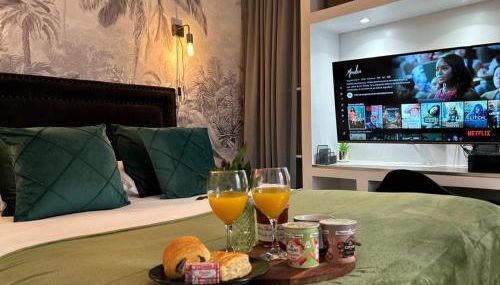 Appart'TERRASSE - 20mn STADE U ARENA - CHAMPS ÉLYSÉES - RER A - Foto 3