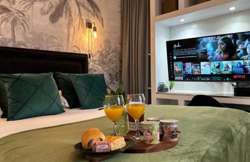 Appart'TERRASSE - 20mn STADE U ARENA - CHAMPS ÉLYSÉES - RER A - Foto 3