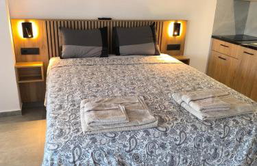 Garden and Sea - Photo 27