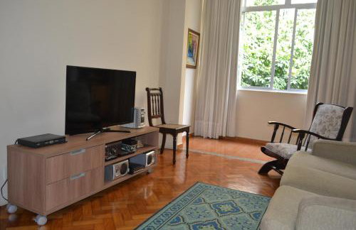 Apartamento grande, confortável, metrô, praias - Foto 2