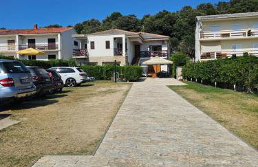 Apartments and rooms Iva - Photo 48