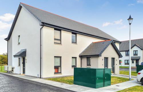 Thistledown - Photo 1